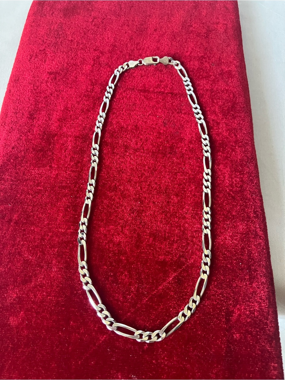 Italy Sterling Silver Figaro Approx 5mm Link Chain Necklace  18" 20g.
